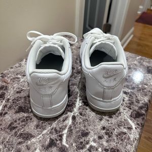Nike AF1 Size 9 Worn Twice  VERY GOOD CONDITION